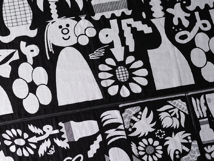 SHELL FISH monochrome　バスタオル