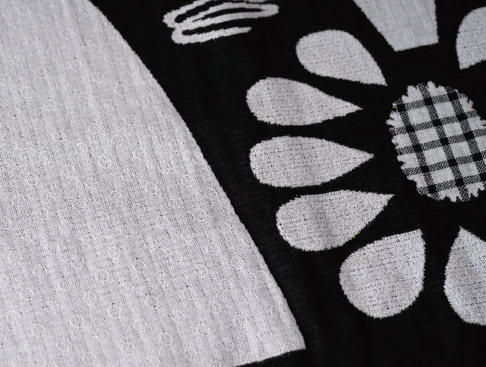 SHELL FISH monochrome　バスタオル